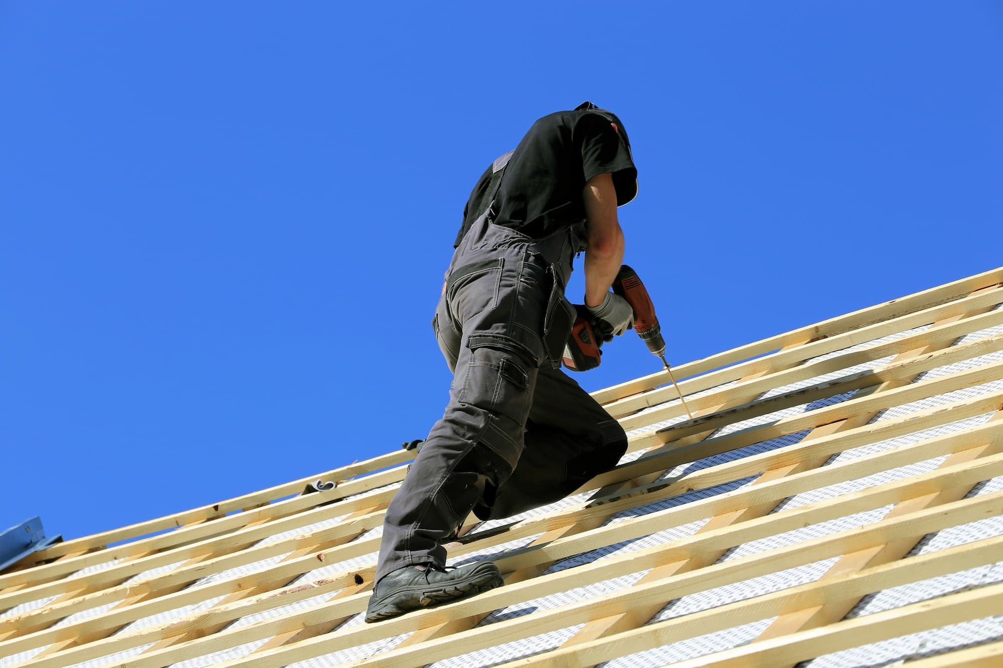 Pourquoi poser des lattes de toit ? Erstein